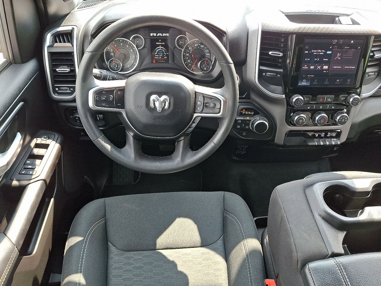 Used 2025 RAM 1500 Big Horn AWD/4WD image 11