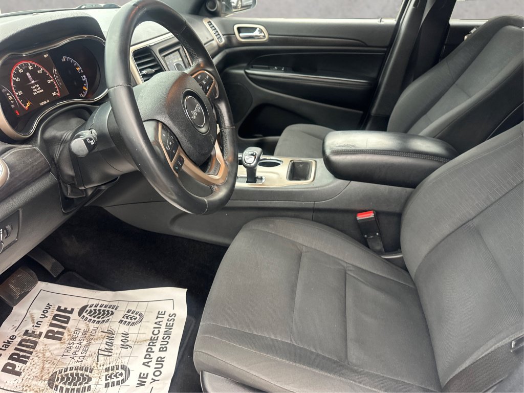 Used 2014 Jeep Grand Cherokee Laredo w/ Quick Order Package 23E AWD/4WD image 11