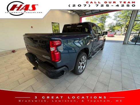 Used 2019 Chevrolet Silverado 1500 High Country w/ Technology Package AWD/4WD image 6