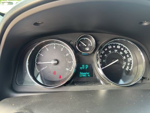 Used 2014 Chevrolet Captiva Sport LTZ FWD image 20
