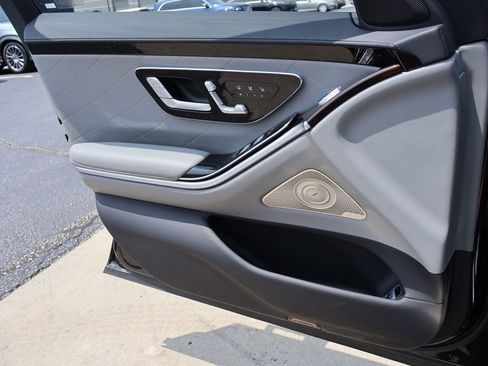 Certified 2023 Mercedes-Benz S 580 4MATIC Sedan image 39