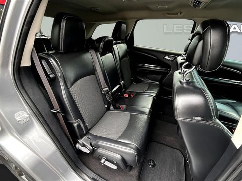 Used 2019 Dodge Journey Crossroad image 26