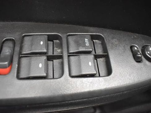 Used 2013 Chevrolet Impala LT w/ LT Sunroof Package image 21