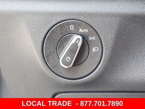 Used 2024 Volkswagen Jetta SE FWD image 22