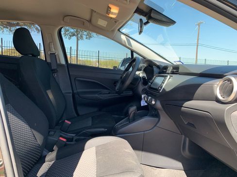 Used 2024 Nissan Versa S w/ S Plus Package image 7