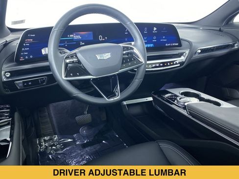 Used 2024 Cadillac Lyriq Tech AWD/4WD image 2