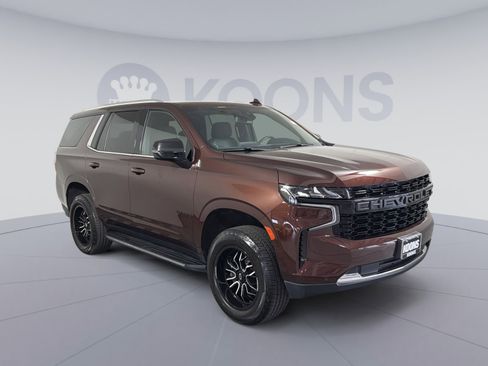 Used 2022 Chevrolet Tahoe LT w/ Luxury Package image 10