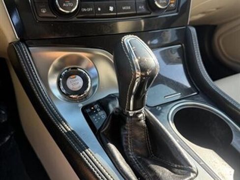 Used 2020 Nissan Maxima 3.5 SV w/ Floor Mat Group image 17