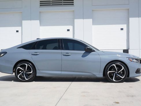 Used 2022 Honda Accord Sport image 14