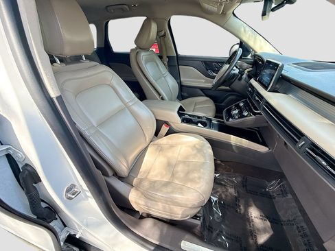 Used 2021 Lincoln Corsair FWD image 28
