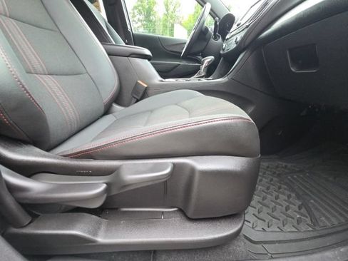 Certified 2022 Chevrolet Equinox RS w/ LPO, Floor Liner Package FWD image 19