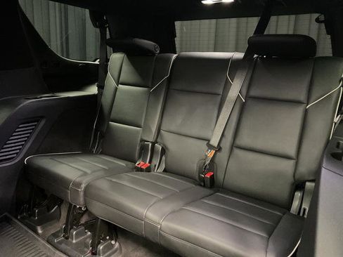 Used 2023 Cadillac Escalade Sport w/ LPO, ONYX Package image 8