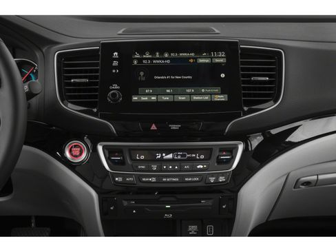 Used 2019 Honda Pilot Touring image 7