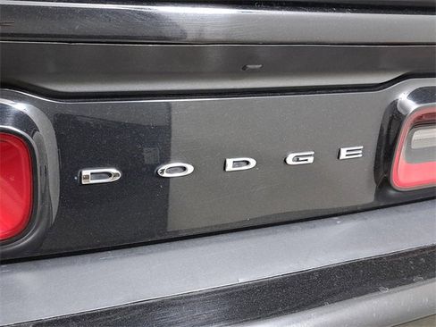 Used 2023 Dodge Challenger GT image 9