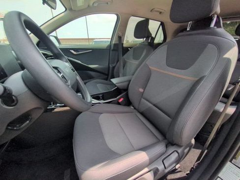 Used 2025 Kia Niro LX FWD image 24
