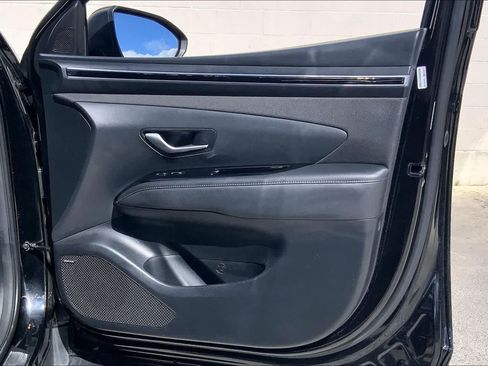 Used 2023 Hyundai Tucson Limited AWD/4WD image 28