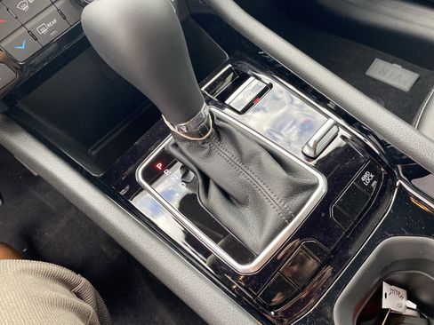 New 2026 Jeep Compass Latitude AWD/4WD image 15