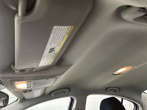 Used 2016 Chevrolet Cruze LT image 27