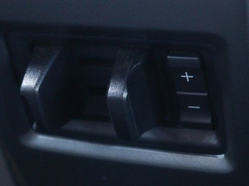 Used 2021 Ford F550 2WD Crew Cab Super Duty image 37