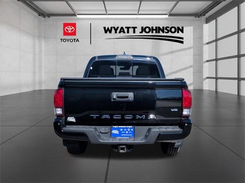 Certified 2019 Toyota Tacoma TRD Sport image 4