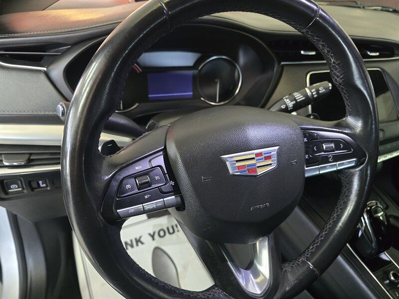 Used 2020 Cadillac XT4 Premium Luxury FWD image 19