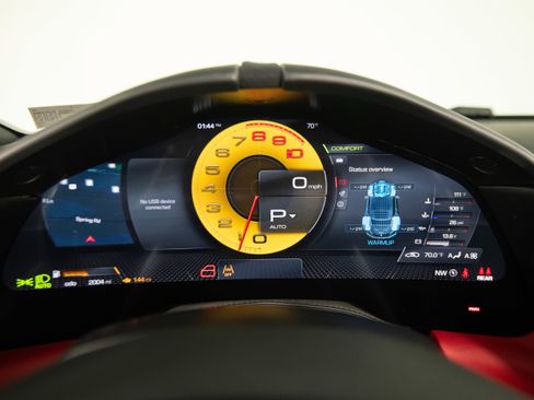 Certified 2024 Ferrari Roma Spider RWD image 15
