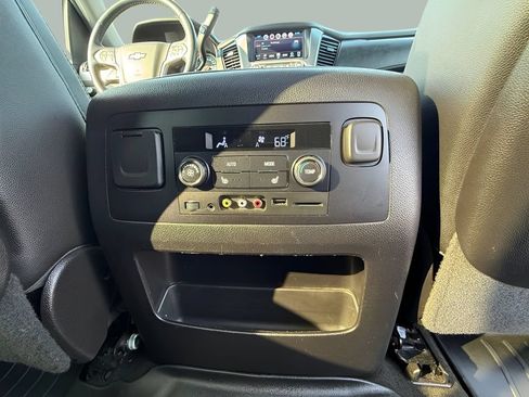 Used 2016 Chevrolet Suburban LTZ AWD/4WD image 23