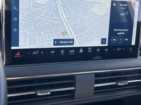 Used 2023 Lincoln Corsair Reserve FWD image 20