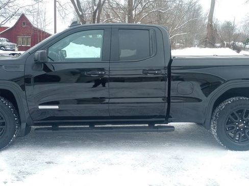 Used 2020 GMC Sierra 1500 Elevation w/ Elevation Value Package image 4