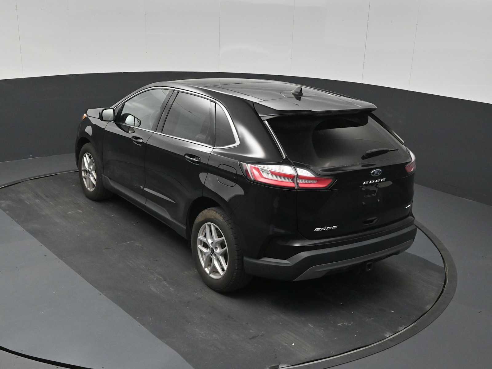 Certified 2024 Ford Edge SEL w/ Convenience Package AWD/4WD image 20