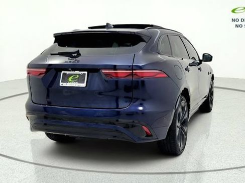 Used 2025 Jaguar F-PACE R-Dynamic S AWD/4WD image 8