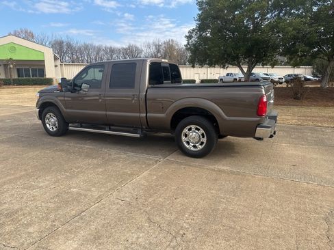 Used 2015 Ford F250 Lariat w/ Lariat Ultimate Package image 10