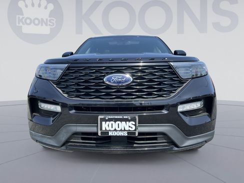 Used 2023 Ford Explorer ST-Line w/ Class IV Trailer Tow Package AWD/4WD image 11