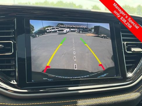 Used 2023 Dodge Durango R/T w/ Hemi Orange Plus Package AWD/4WD image 22