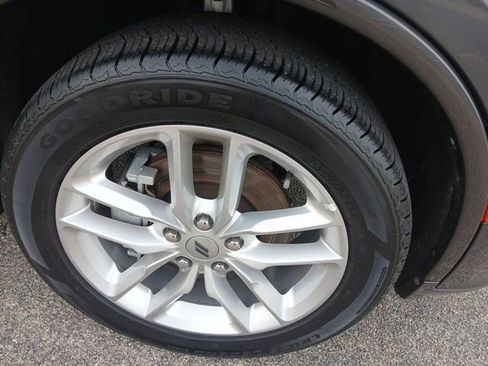 Used 2024 Dodge Durango GT image 5