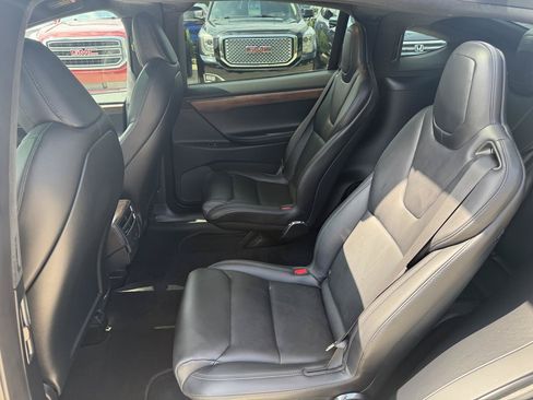 Used 2020 Tesla Model X Long Range AWD/4WD image 11