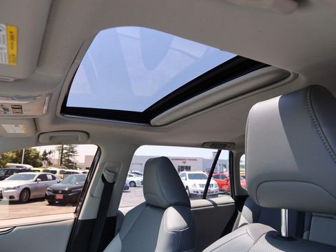 Certified 2020 Toyota RAV4 Limited AWD/4WD image 11