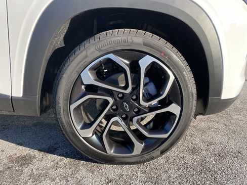 New 2026 Chevrolet Trax RS w/ Sunroof Package FWD image 51