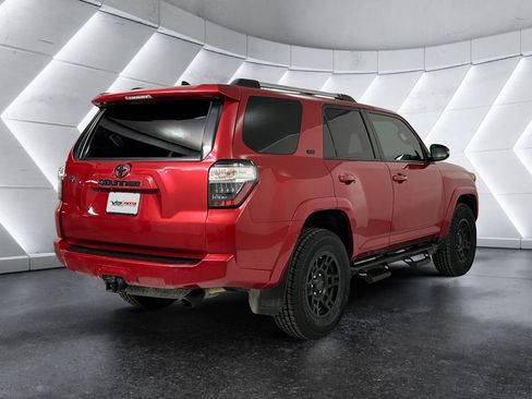 Used 2021 Toyota 4Runner SR5 Premium w/ Moonroof Package AWD/4WD image 4