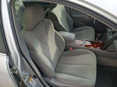 Used 2009 Toyota Camry XLE image 6