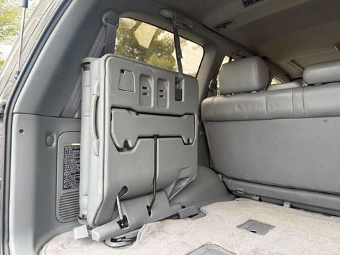 Used 2001 Toyota Land Cruiser image 56