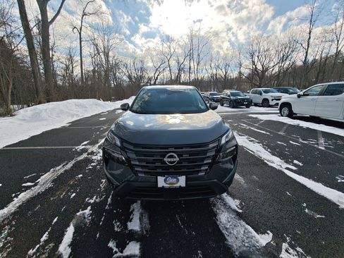 Used 2026 Nissan Rogue SV w/ Cold Weather Package image 5