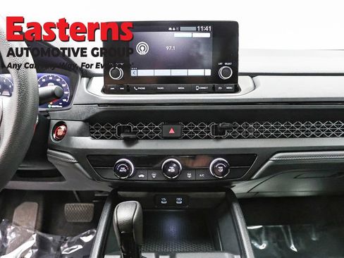 Used 2025 Honda Accord LX image 12