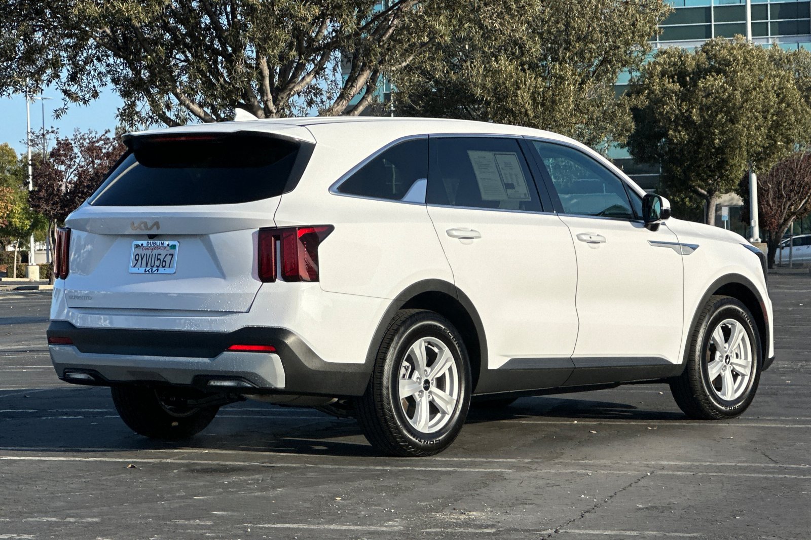 Certified 2026 Kia Sorento LX FWD image 4