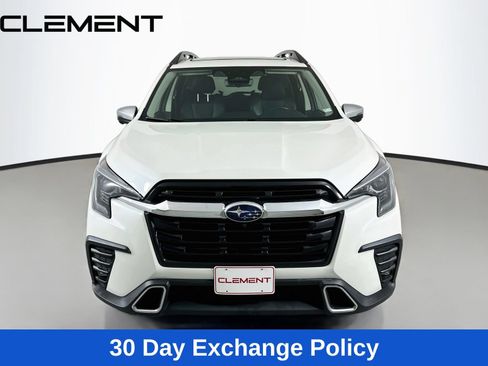 Used 2023 Subaru Ascent Touring AWD/4WD image 3