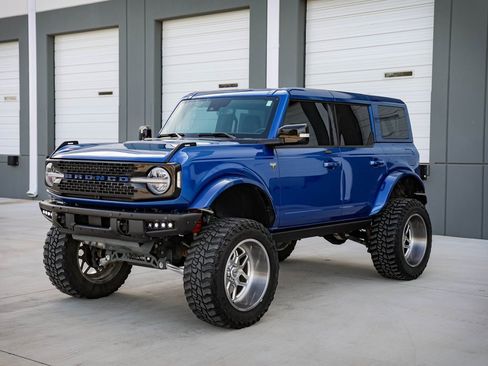 Used 2021 Ford Bronco First Edition image 4