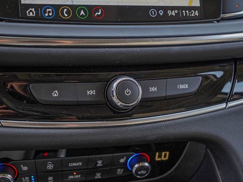 Used 2023 Buick Enclave Avenir image 24