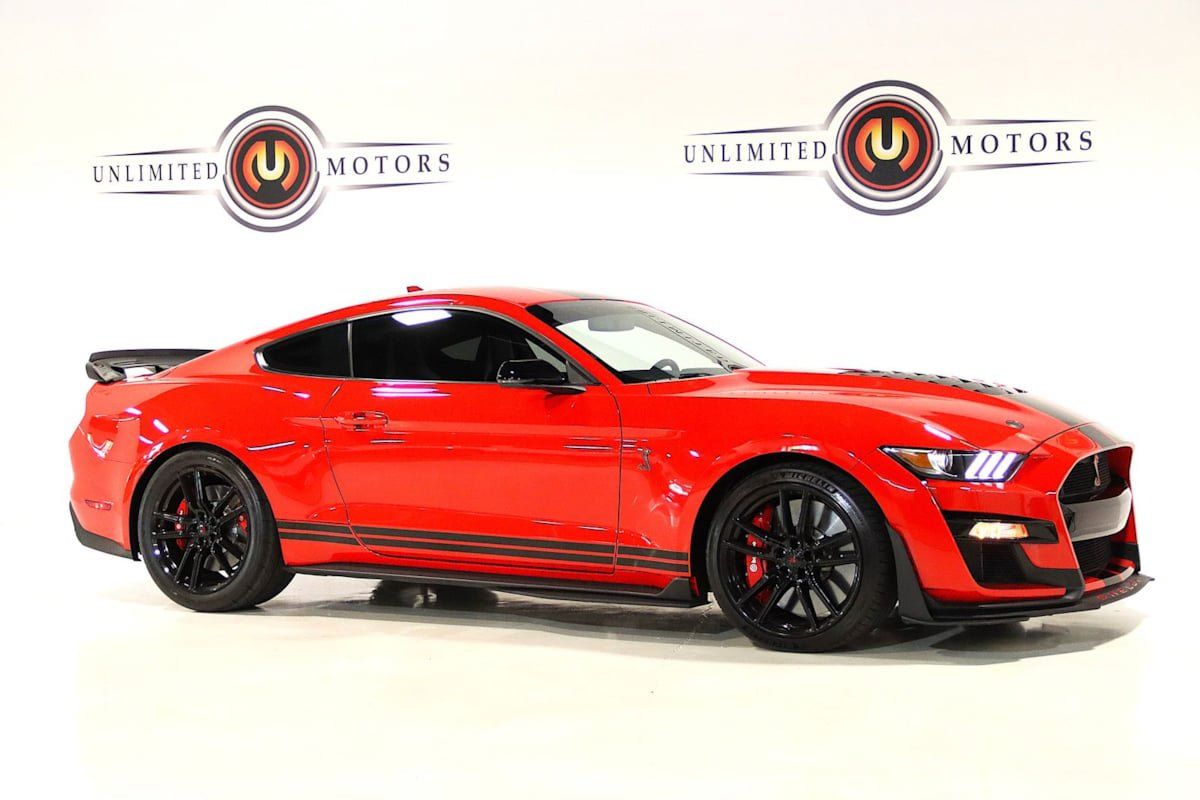 Used 2020 Ford Mustang Shelby GT500 w/ Technology Package RWD image 8