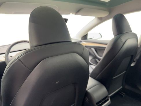 Used 2023 Tesla Model 3 Standard Range image 34