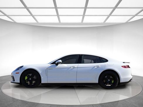 Used 2018 Porsche Panamera 4 w/ Premium Package Plus AWD/4WD image 5